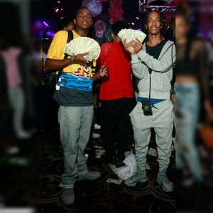 Meet your Posher, Kimani